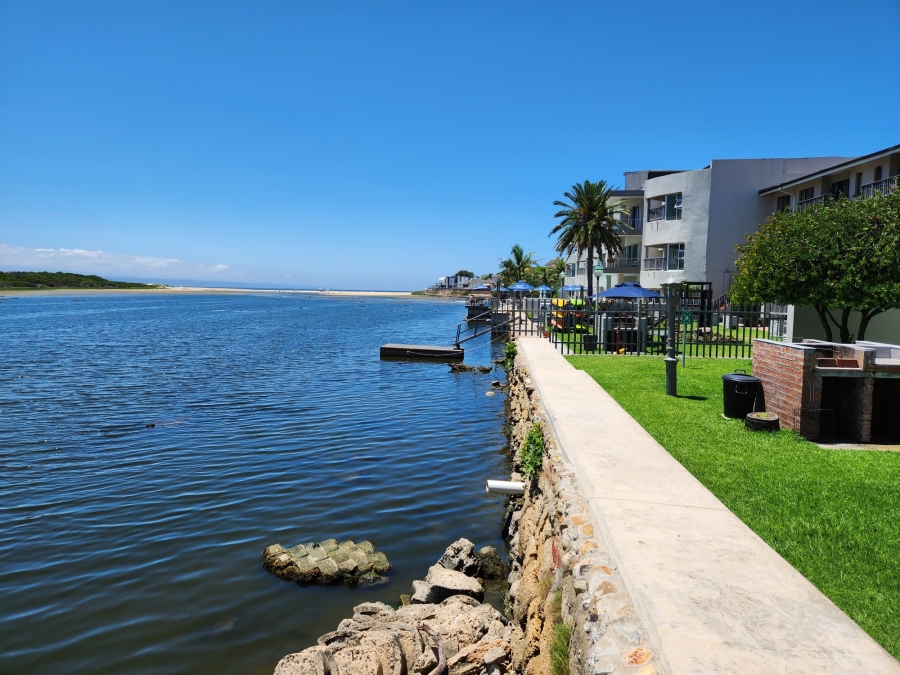 3 Bedroom Property for Sale in Hartenbos Central Western Cape